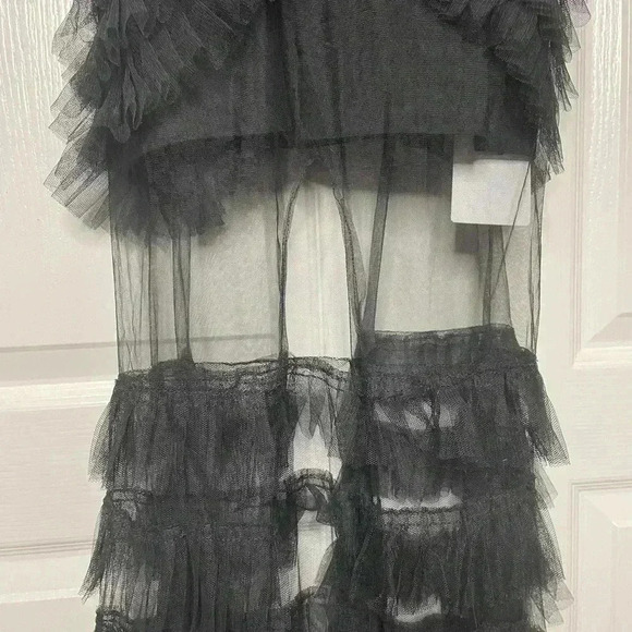 Portia and Scarlett PS1973 Black Ruffled Translucent Gown Size 4 - Picture 10 of 13